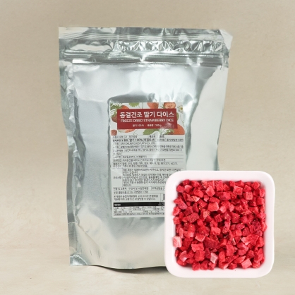 (발송지연) 솜 동결건조 딸기 다이스 300g